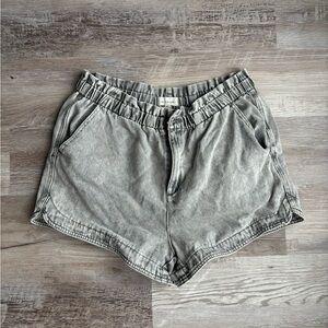 Grey denim shorts!